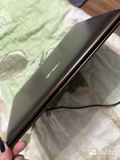 Ноутбук Asus eee pc 1025c