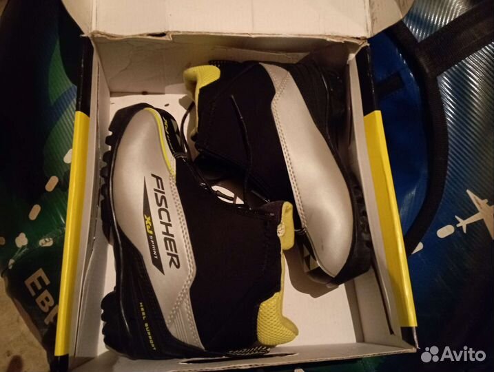 Лыжные ботинки Фишки размер 33