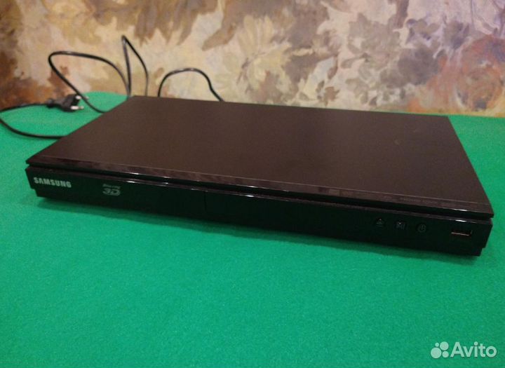 Blu ray плеер sony