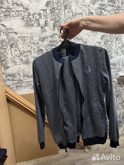 Спортивный костюм женский