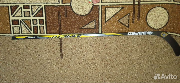 Клюшка хоккейная