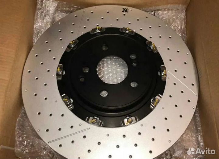 Тормозной диск задний Mercedes AMG