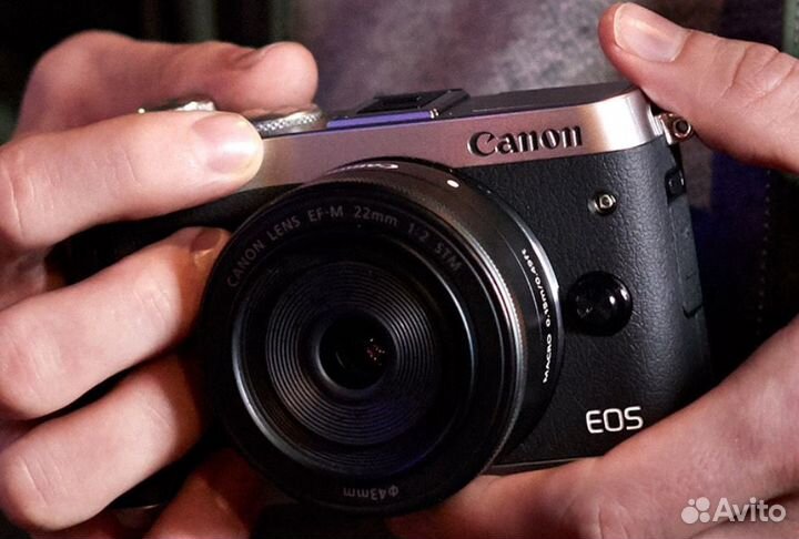 Canon EOS M6 Mark II EF-M 15-45mm f/3.5-6.3 IS STM