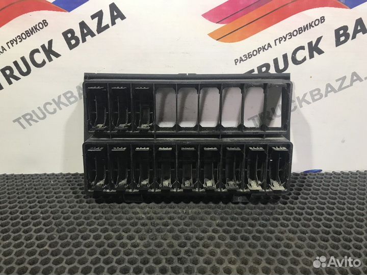 Рамка кнопок Man TGL, Man TGM, Man TGS, Man TGX