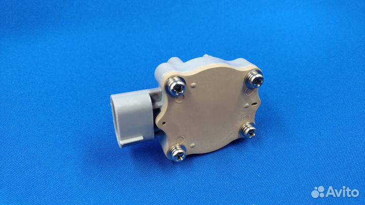 Датчик положения кузова lx470 ленд крузер 100