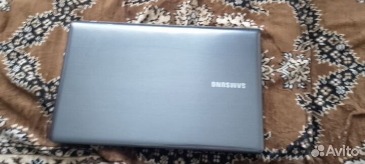 Ноутбук samsung
