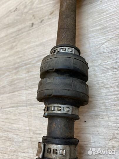 Привод передний левый Nissan Juke F15 HR16DE 2012