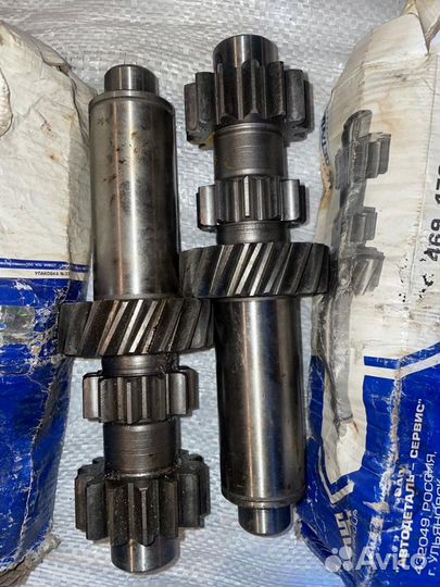 469-1701048 вал промежуточный н/о