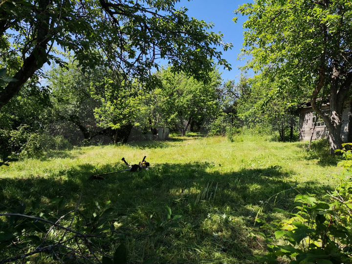 Дача 20 м² на участке 8,1 сот.