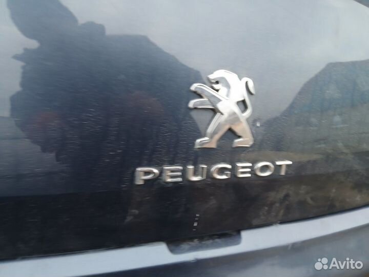 Крышка багажника Peugeot 408 2012