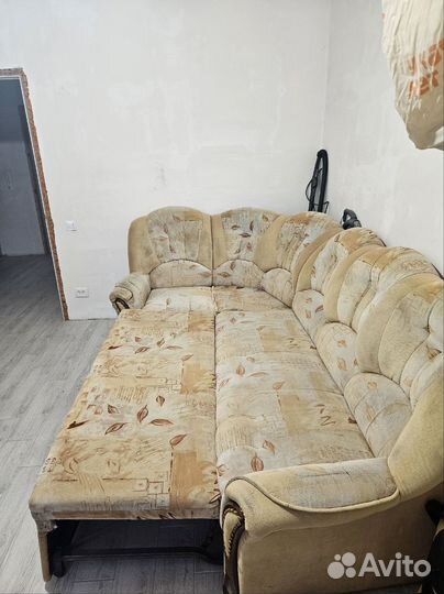 Угловой диван бу