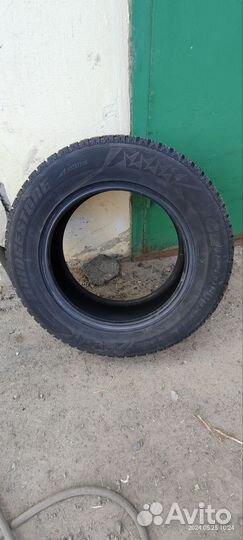 Bridgestone Ice Cruiser 7000 235/65 R17 108