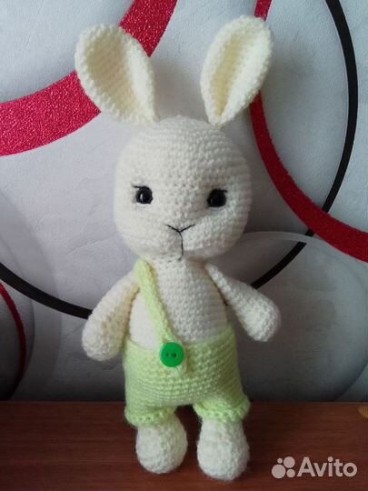 Вязаный заяц