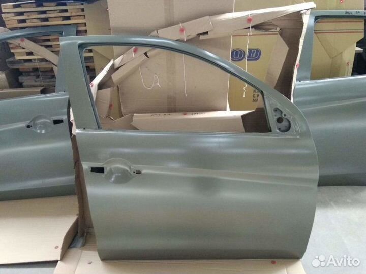 Дверь передняя правая Mitsubishi Asx