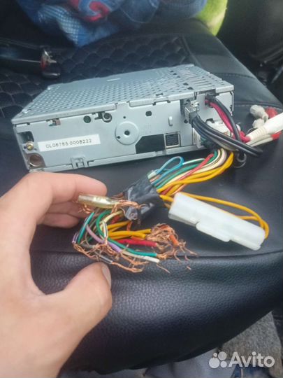 Автомагнитола clarion