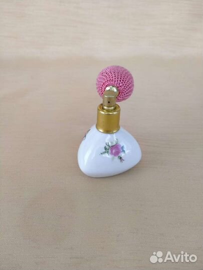 Фарфоровый флакончик для духов ГДР