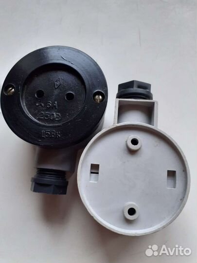 Розетки для наружной проводки