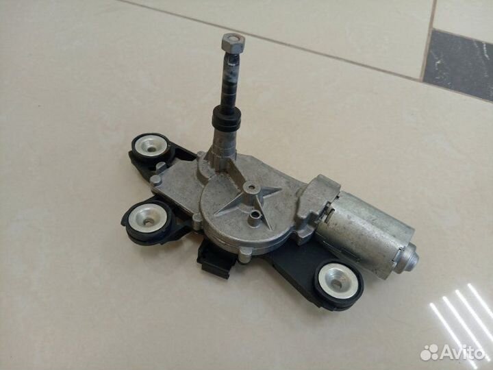 Мотор стеклоочистителя Ford Fiesta CB1 spja 2009