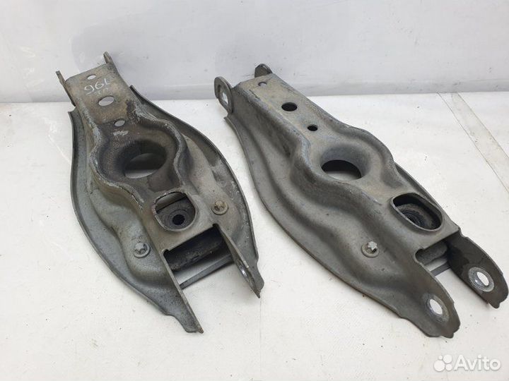 Рычаг подвески задний Bmw 3-Series E90 3.0D 2011