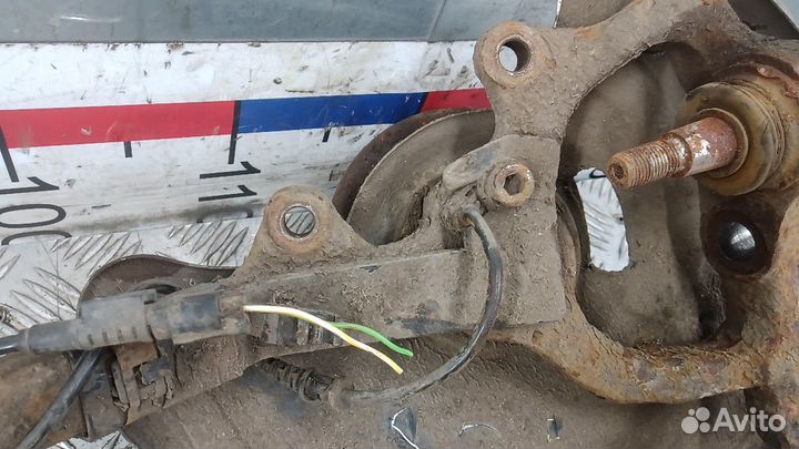 Ступица передняя правая mercedes benz E-class W211 2004