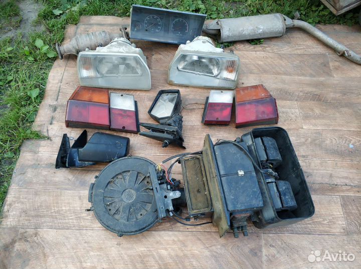 Резонатор, фары, разбор Шкода