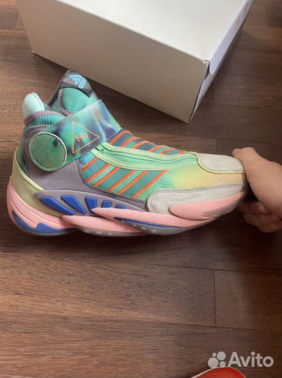 Adidas x pharrell williams