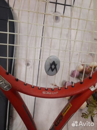 Теннисная ракетка