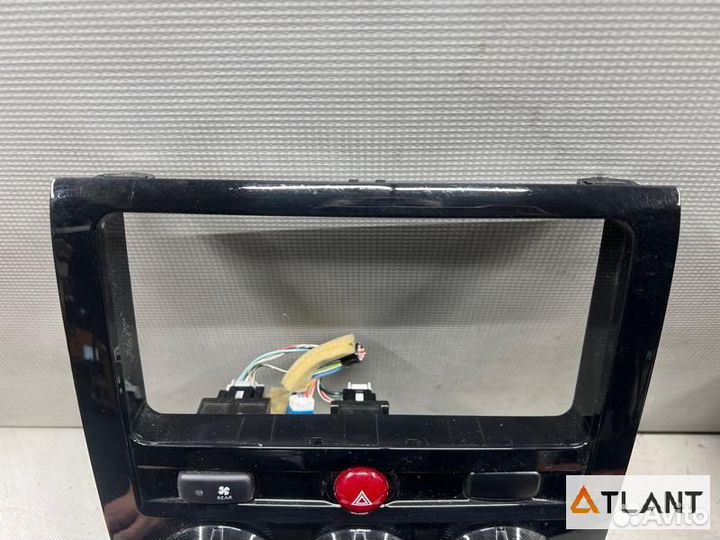 Консоль магнитофона mitsubishi delica D:5