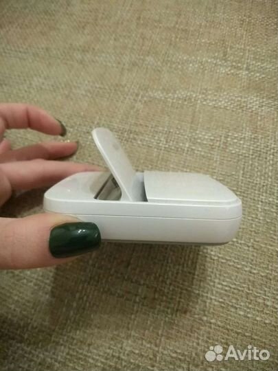 Зарядное устройство и подставка для телефона