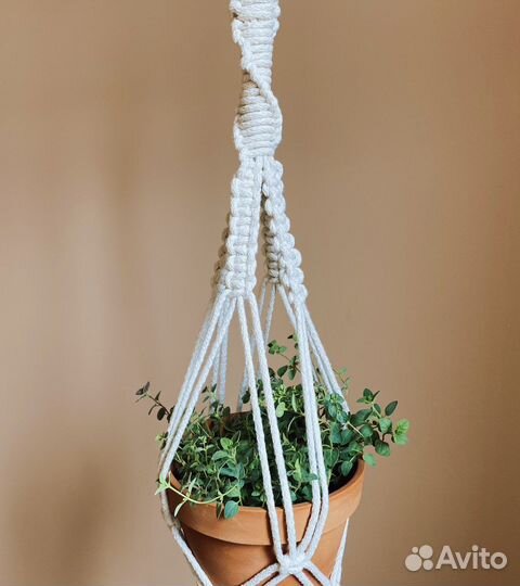 Кашпо подвесное макраме плетенное