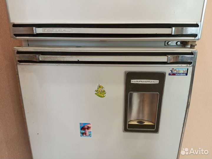 Холодильник рабочий двухкамерный