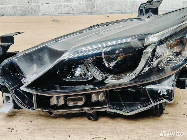 Название:Фара левая Mazda 6 GJ рест AFS GMG951041E