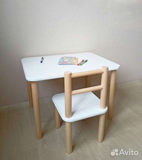 Детскй стол и стул