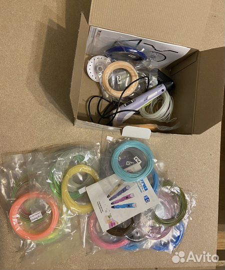 3D ручка объемная и 20 рулонов пластика