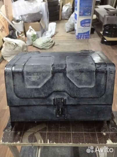 Продается ящик для инструментов