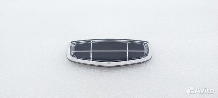 Эмблема Geely Coolray SX11 JLH-3G15TD 2020