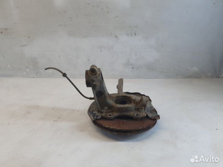 Поворотный кулак передний правый Volkswagen Polo 5