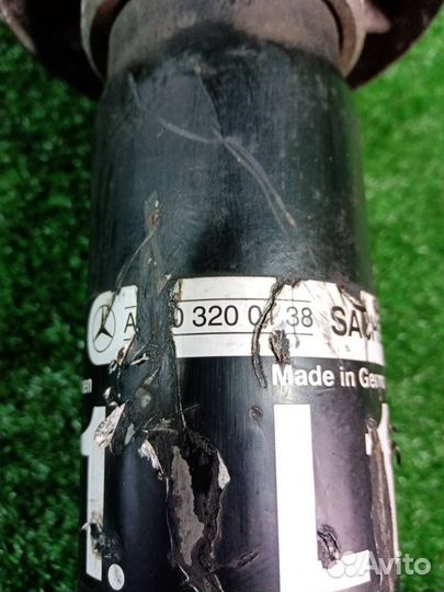 Стойка подвески передняя левая Mercedes-Benz Cl500