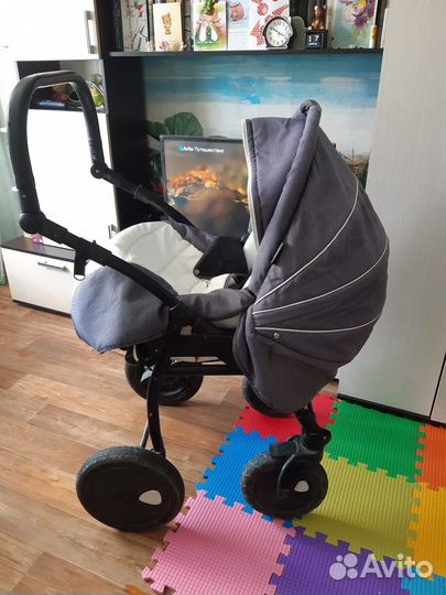 Детская коляска Zippy Classic