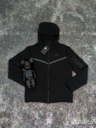 Толстовка Nike Tech Fleece базовая черная