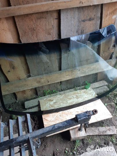 Лобовое стекло на honda cr-v 1 2000 года