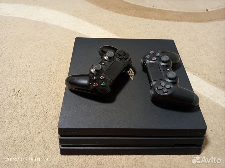 PS4 PRO (slim,Fat) c 2 геймпадами и 20 игр