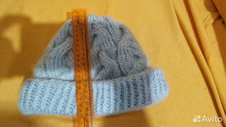 Шапка женская вязаная