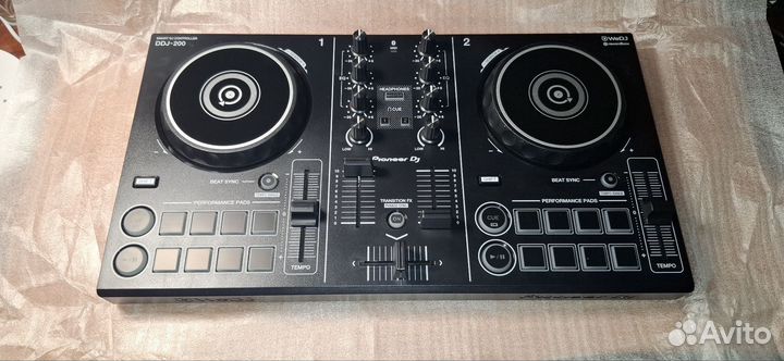 Pioneer DDJ-200, 2-канальный SMART DJ-контроллер