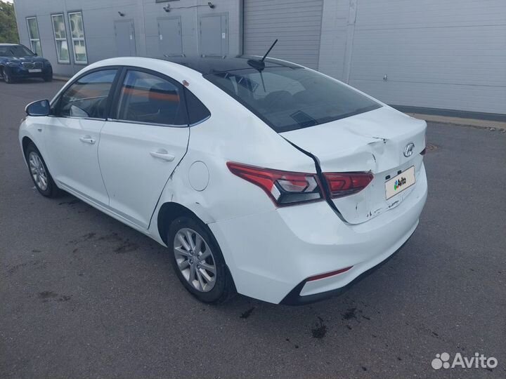 Hyundai Solaris 1.6 AT, 2018, битый, 149 086 км