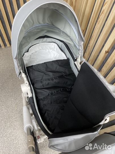 Коляска для новорожденных бионическое яйцо