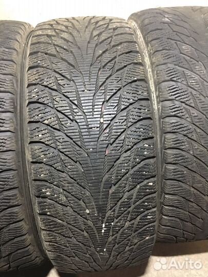 Nokian Tyres Hakkapeliitta R2 225/45 R19