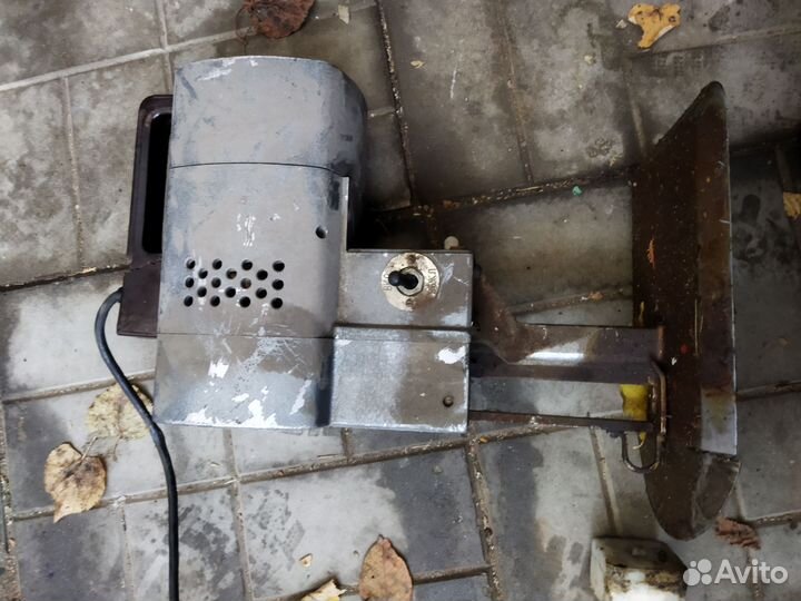 Сабельный раскройный нож