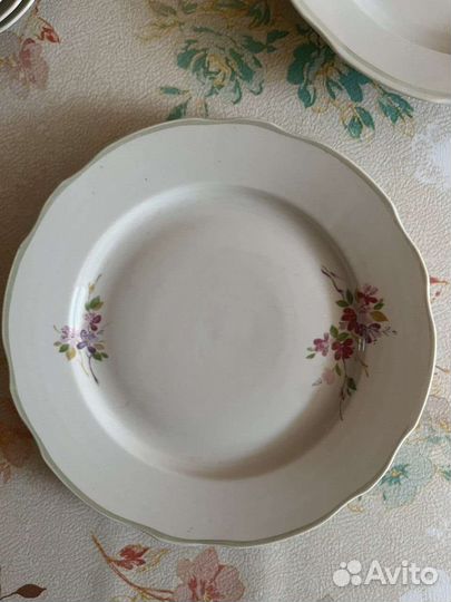 Сервис тарелок