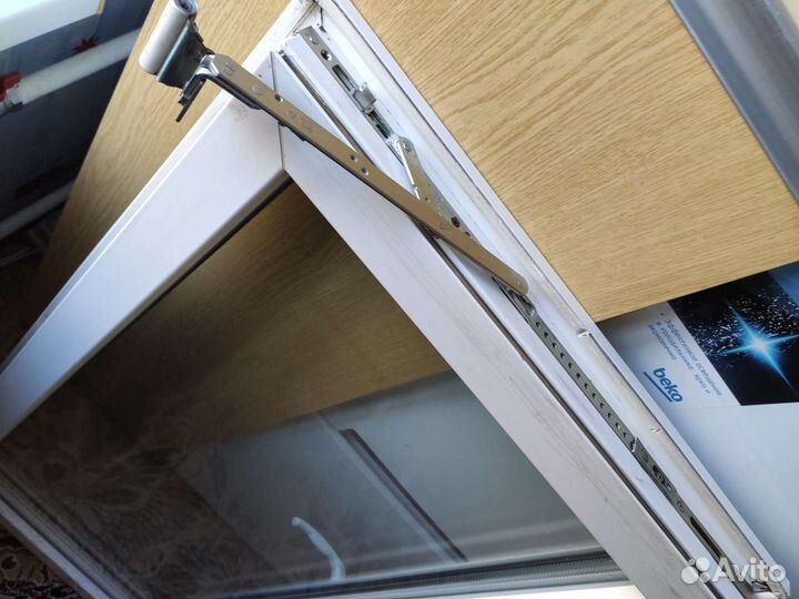 Мастер по ремонту пластиковых окон